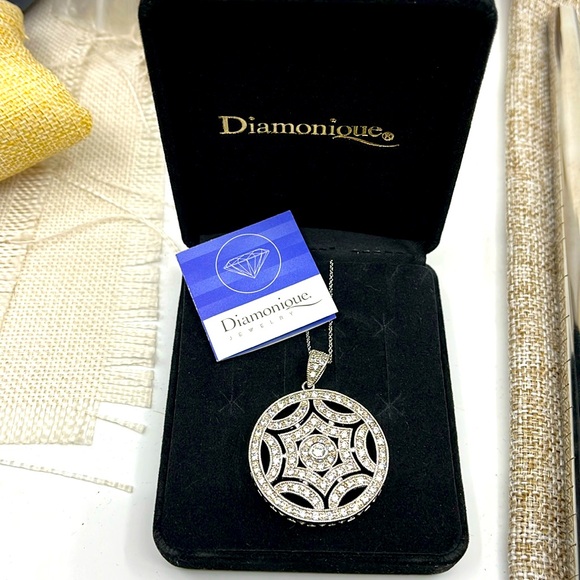 QVC Jewelry - Vintage Diamonique Sterling Silver 925 Circle Pendant Necklace - 16-18"